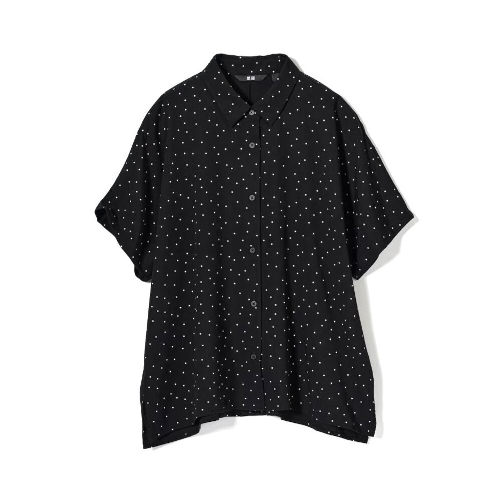 Uniqlo Rayon Blouse | Short Sleeve | mini dot print in Black sz. S
